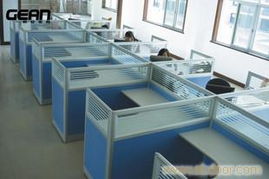 廈門辦公家具與商貿發展 專業屏風定制助力現代化辦公環境